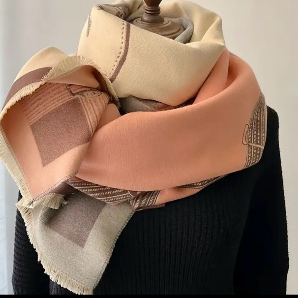 Equestrian Style Scarf NWT - Picture 3 of 7